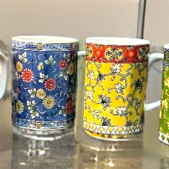Set of Six (6) Vintage Paisley Print Octagonal Rim Glass Tea Coffee Mugs Cups - Picture 4 of 5